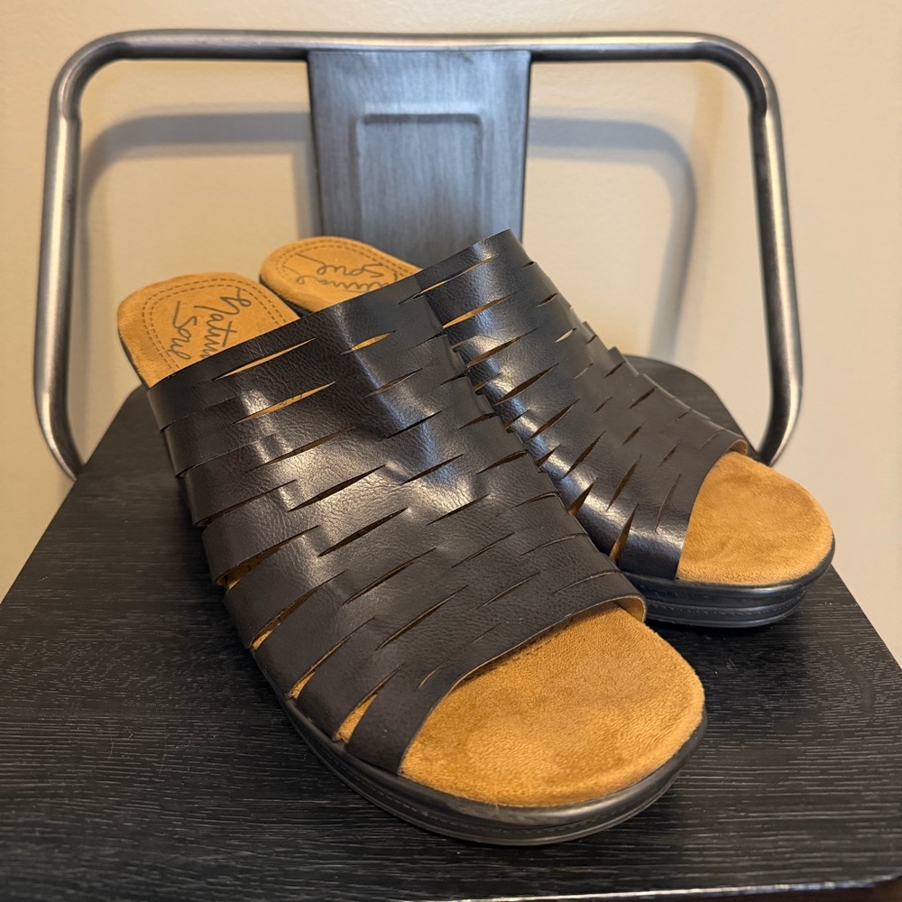 Natural Soul Black Leather Comfort Slide Sandals Women’s Size 10 Cushioned